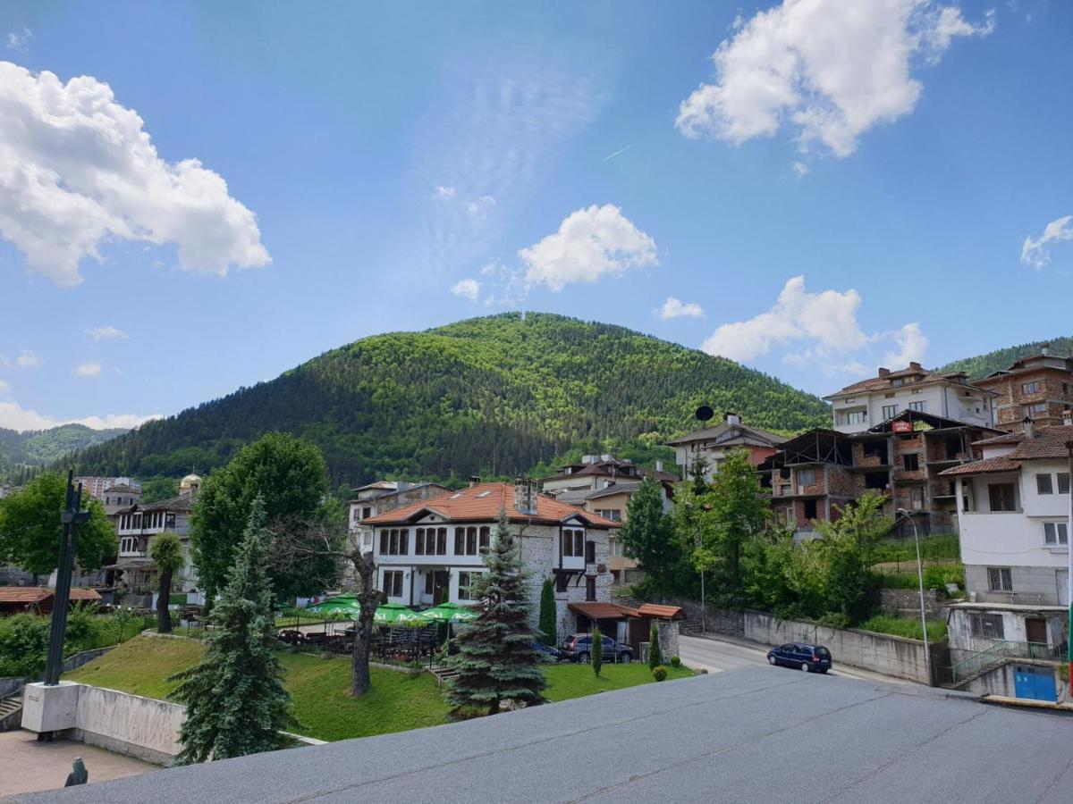 Hotel Petko Takov'S House Smolyan Exterior foto